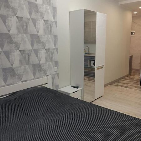 Апартаменты Apartmens On St. Fesenkovskaya 15 Харьков Экстерьер фото