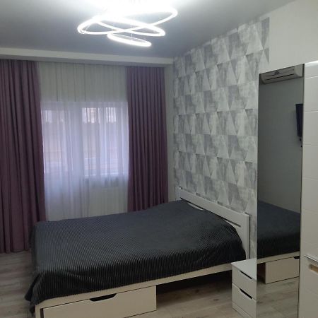 Апартаменты Apartmens On St. Fesenkovskaya 15 Харьков Экстерьер фото
